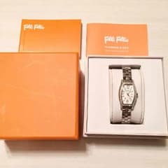【未使用】フォリフォリ 腕時計 ストーン 【正規品】のサムネイル