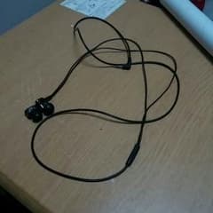 高音質イヤホンのサムネイル
