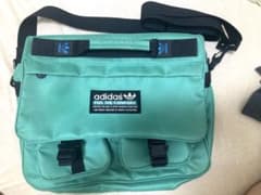adidas アディダス ショルダーバッグ グリーンのサムネイル