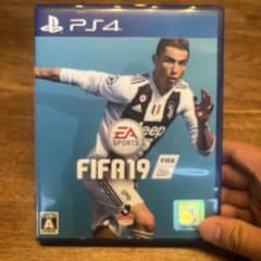 FIFA 19 PS4 日本語版のサムネイル