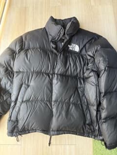 THE NORTH FACE ダウンジャケット ヌプシ　メンズM ブラックのサムネイル
