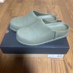 UGG otzo clog サポ クロッグサンダル オリーブ - メルカリ