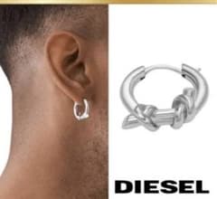 DIESEL シルバー ノットデザイン ピアス DIESEL シルバー ノットデザイン ピアス - メルカリ