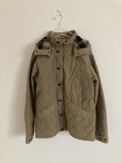 TIGRE BROCANTE キルティング フード ジャケット ブルゾンのサムネイル