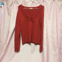 可愛いニットのアウターのサムネイル