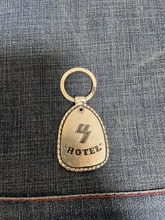 HOTEL×US三軒茶屋 tattoo studio Yamada キーホルダー HOTEL×US三軒茶屋 tattoo studio Yamada キーホルダー - メルカリ