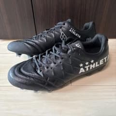 ATHLETA サッカースパイク ブラック 27cm - メルカリ