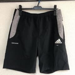 adidas アディダス ハーフパンツのサムネイル