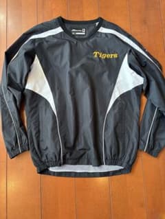 ミズノ（MIZUNO）　阪神タイガース　ウインドブレーカー　黒のサムネイル