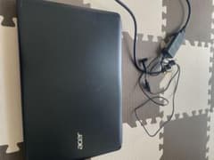 Acer Aspire E1-572 本体のサムネイル