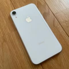 iPhone XR White 128GB simロックあり(Softbank)のサムネイル