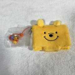 ディズニーストア シークレットポーチ カラフルマルチチャーム くまのプーさんのサムネイル