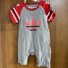 adidas ロンパース　80のサムネイル
