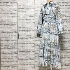 emiria wizエミリアウィズ パリ柄ロングワンピース ボウタイ ブルー M emiria wizエミリアウィズ パリ柄ロングワンピース ボウタイ ブルー M