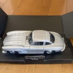 メルセデスベンツ　300SL Gullwing ミニカーのサムネイル