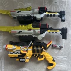 獣電戦隊キョウリュウジャー 武器 3点セットのサムネイル