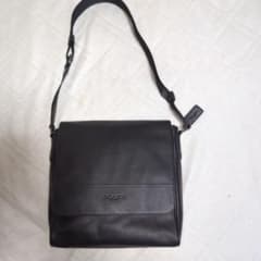 【超美品】COACH ブラック レザー ショルダーバッグのサムネイル