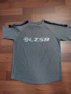 ルースイソンブラ　半袖Tシャツ　Sサイズのサムネイル