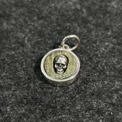 STANLEY GUESS ウッド スカル ペンダントトップ スタンリーゲス - メルカリ
