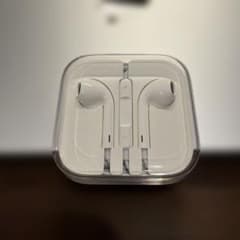 Apple EarPods 3.5mmイヤホンジャック 純正 未使用 ケース付のサムネイル