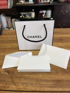 CHANEL シャネル ショップ袋のサムネイル