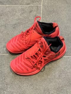 YONEX テニスシューズのサムネイル