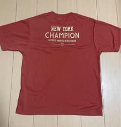 チャンピオン　 エンジ　Tシャツのサムネイル