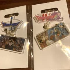 【新品】ドラゴンクエスト 冒険者の思い出チャームコレクション 3と4の2種セットのサムネイル