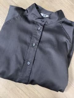 UNIQLO U シャツとバッグのサムネイル