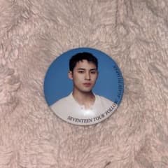 SEVENTEEN ミンギュ 缶バッジのサムネイル
