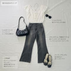 ブラックデニムフレアパンツのサムネイル