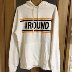 パーカーのサムネイル