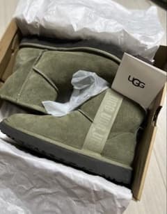 UGG クラシック ミニ サイドロゴ BTOL 24cm（新品未使用）のサムネイル