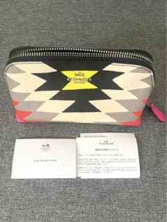 COACH ジオメトリックポーチのサムネイル