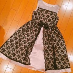 【美品】バービーライトピンク ドレスのサムネイル