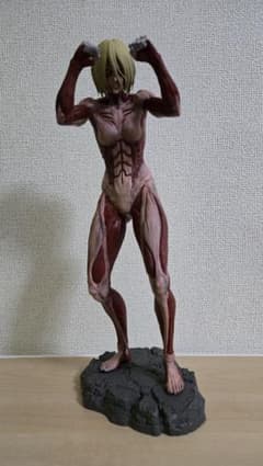 이치 반 쿠지 진격의 거인 ~ 벽 밖의 세계 ~ A 상여형의 거인