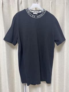 MONCLER（モンクレール）　Tシャツ　ブラック　Sサイズのサムネイル