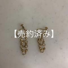 【専用です】K18 イヤリング  ダイヤモンドのサムネイル