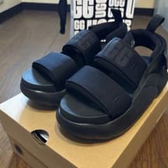 【こすず】UGG アグ　クラウドスポーツサンダル こすず様専用】UGG アグ クラウドスポーツサンダル - メルカリ