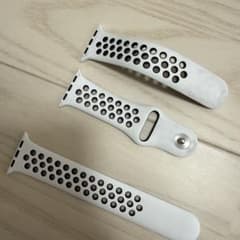 Apple Watch Nike スポーツバンド ホワイト/ブラックのサムネイル