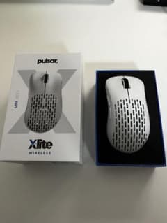 Xlite V2 Mini Wireless Gaming Mouseのサムネイル