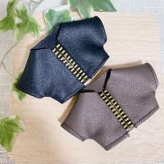 れん様専用ページ レザー風ジャケット 2着セット＆ゴールドネックレスシャツのサムネイル
