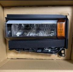 新品　ランクル250VX 純正ヘッドライト（角目） TOYOTA純正 ランクル250VX 新車外し 角目ベッドライト - メルカリ