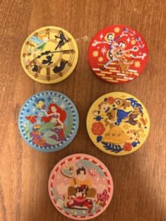 ディズニー 刺繍缶バッジ 5種セットのサムネイル