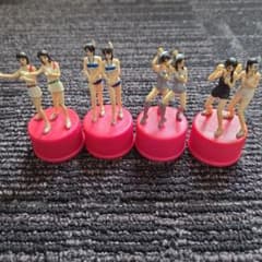 ピンクレディーボトルキャップ フィギュア 4種セットのサムネイル