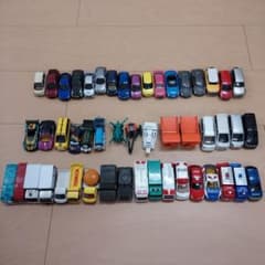 トミカまとめ売り40台のサムネイル