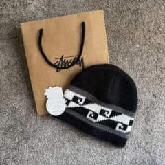 Stussy ニット帽 ビーニー ウェーブ柄のサムネイル