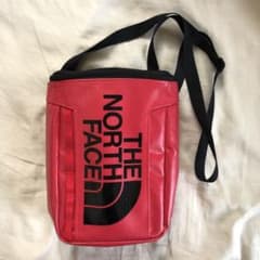 THE NORTH FACE ショルダーバッグのサムネイル