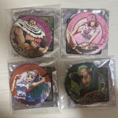 ワンピース 11月バースデー 缶バッジのサムネイル