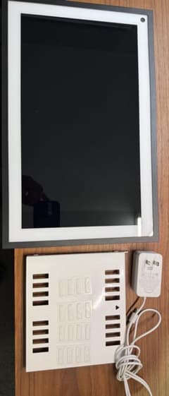 Amazon echo show 15 第一世代 壁美人付き - メルカリ